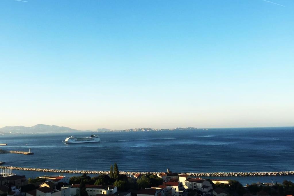 Superbe Terrasse Avec Vue Panoramique Sur La Mer Marseille Kültér fotó