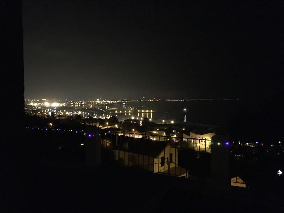 Superbe Terrasse Avec Vue Panoramique Sur La Mer Marseille Kültér fotó